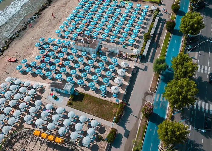 Hotel Joli